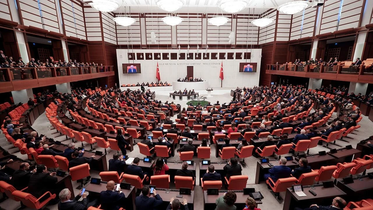 Fon Tasfiyesine İlişkin Kanun Teklifi TBMM'de Kabul Edildi! Yatırımcılar İçin Yeni Dönem