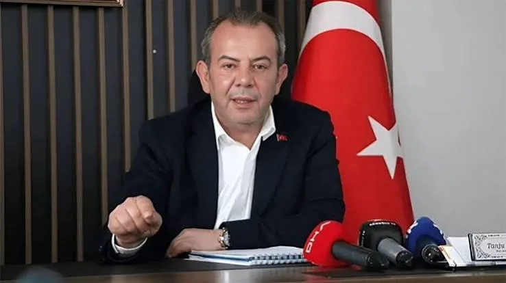 Tanju Özcan’dan Duruşmada Dikkat Çeken Sözler: “Evdeki Kedi Gibi Oturacağım”