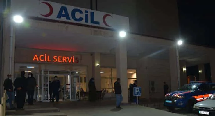 Siverek’te Bıçaklı Kavga: 2 Kişi Yaralandı